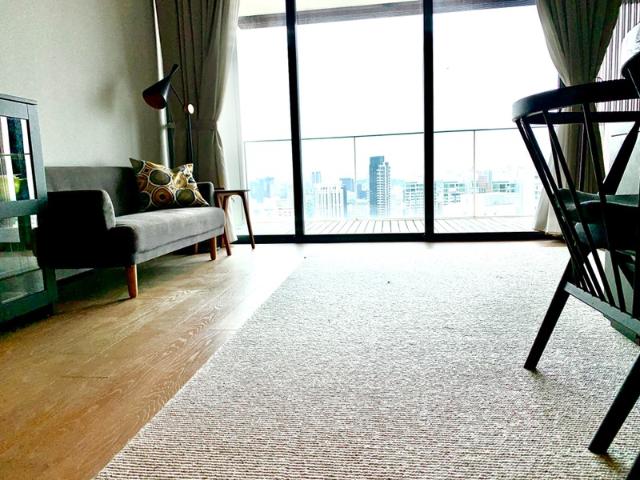 Oue Twin Peaks Condominium For Sale, $1,590,000, 1 Bed 1 Bath 549 sqft $2,896.00 psf