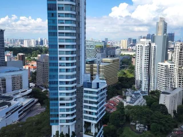 Oue Twin Peaks D9, Condominium
