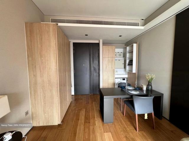 Oue Twin Peaks D9, Condominium