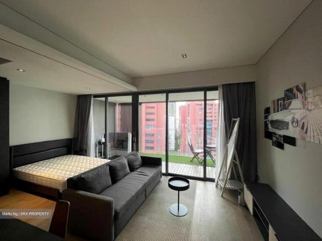 Oue Twin Peaks D9, Condominium