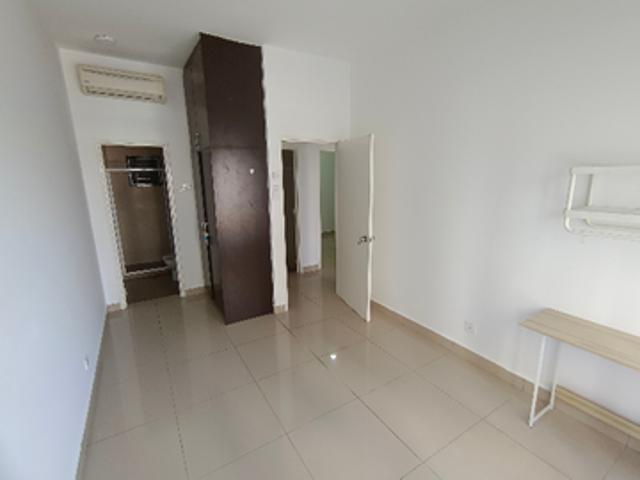 Oug Parklane