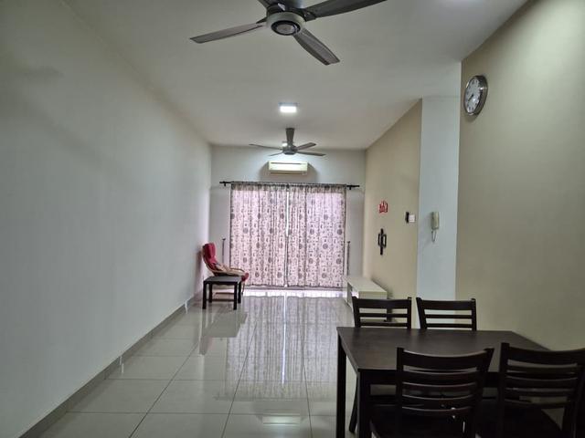 OUG Parklane Unit For Sale LRT nearby