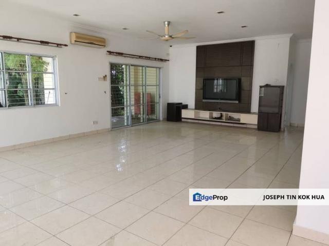 OUG/Happy Garden 3 Storey Corner Terrace House