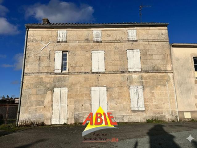 Oulmes Maison familiale 105 m2 avec terrain de 550 m2