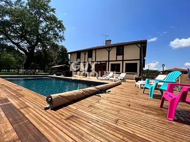 Ousse Suzan 40110 Achat / Vente maison 7 pièces t7 au dernier étage piscine