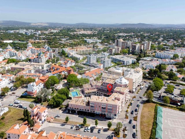Outros Comercial T0, Quarteira, Loulé | BPI Expresso Imobiliário