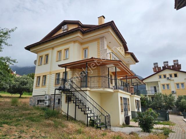 Ovacik'ta Satılık 3+1 Havuzlu, Eşyalı Daire