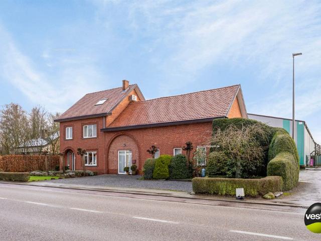 OVER TE NEMEN HARDFRUITBEDRIJF MET WONING/LOODS/DIVERSE PERCELEN/OPSTAND/MACHINES