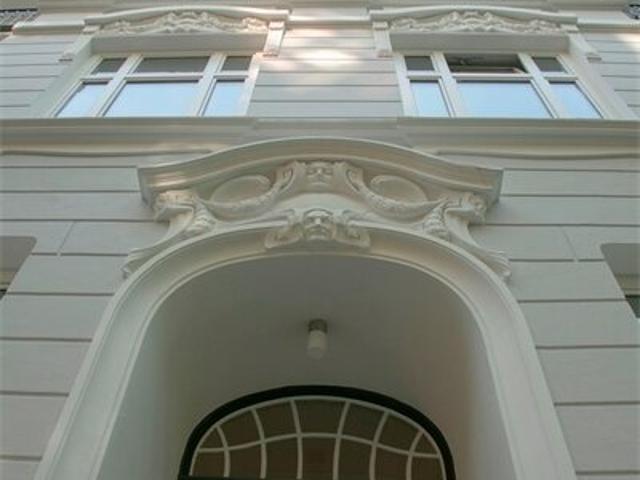 Over the top 4,5 Zimmer Altbauwohnung im 4. OG, ca. 124,00 m², mit 2 Balkonen auf der Uhlenhorst