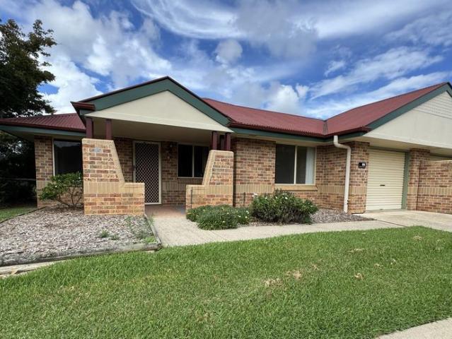 OVER 55's VILLA IN SOUGHT AFTER LOCATION