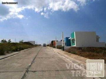 Overlooking house and lot. Affortable price