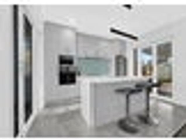 Overseas vendor Demand sale! Spacious 5 bedroom