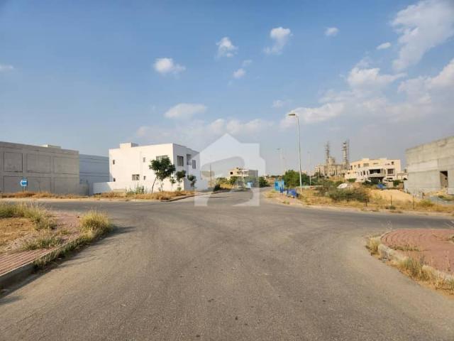 Overseas block P 6, 272sq yds Corner West Open Residential Plot with Huge Garden for Sale at Most Prime Location | Chance Deal