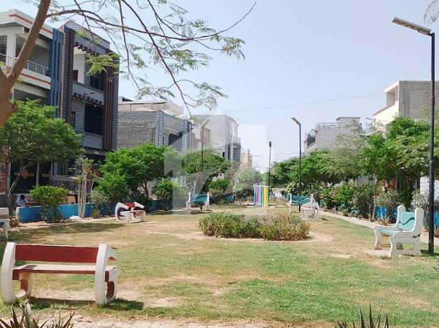 Overseas Block Single Belt 120 Sq Yd Plot Is Available For Sale