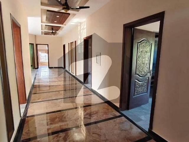 Overseas Five Bhria Town Phase 8 22 Marla Upper Portion Brand New Condition