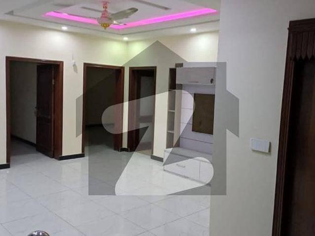 Overseas Sector 5 Double Unit 10 Marla House Good Condition All Facilities Are Available For Rent In Bahria Town Phase 8 Rawalpindi Islamabad
