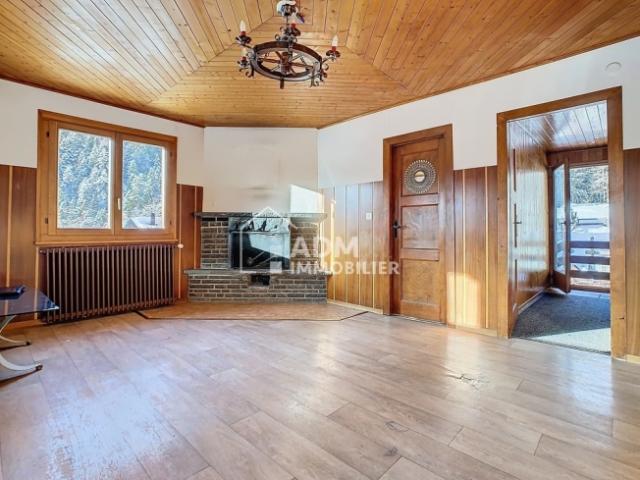 Ovronnaz, chalet de 3 logements, avec potentiel pour rendement
