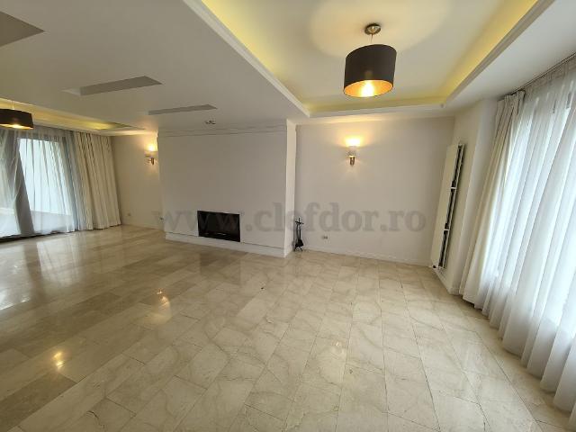 Oxford Gardens Luxury Villa near American School