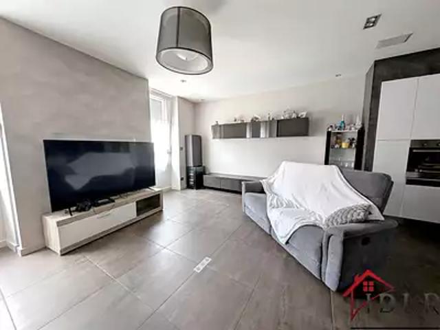 Oyonnax 01100 Achat / Vente appartement 6 pièces t6
