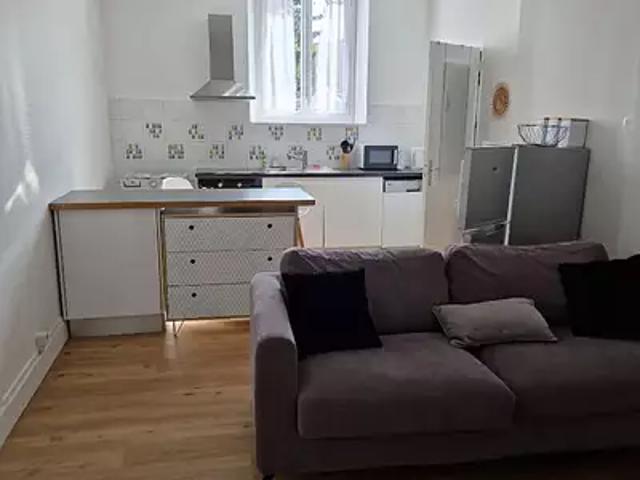 Oyonnax 01100 Location appartement 2 pièces t2 parking