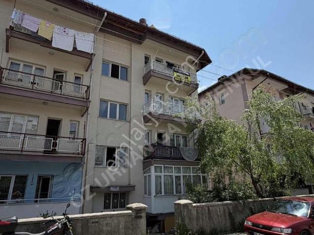 Öz Urhanlar Emlak'tan | Ali Baba Mahallesi'nde Satılık 3+1 Daire