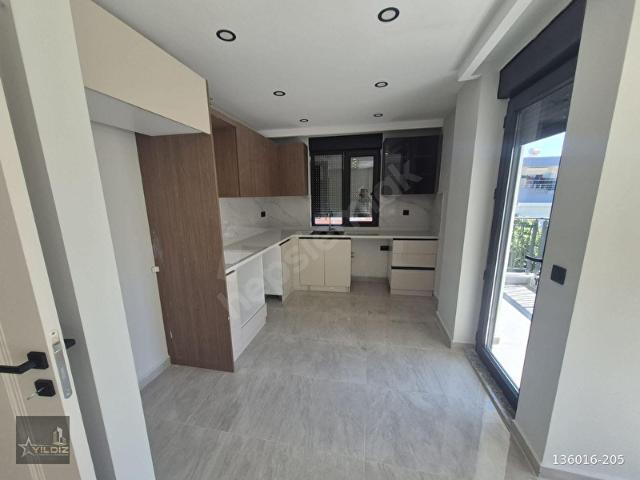 ÖZ YILDIZ EMLAK'TAN ILICA MAHALLESİNDE KİRALIK 2+1 DAİRE