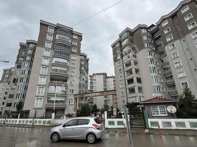 Öz emmaxtan Site 2010 Da 7.kat Sıfır Ayarında Satılık Daire