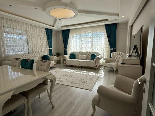 ÖZ GAYE EMLAKTAN DEVELİ YENİ MAHALLEDE SATILIK LÜKS DAİRE