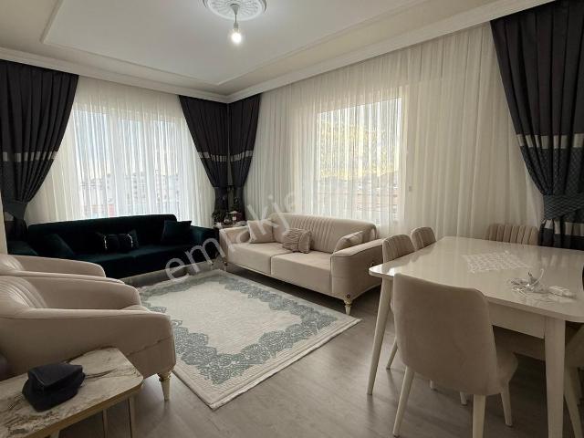 Öz Gaye Emlaktan Develi Reşadiye Mahallesinde Satılık Daire