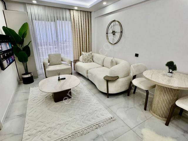 Özmecaz'dan Şirinköy'de 1+1 Full Eşyalı Kat Seçenekli Ultra Lüks Apart