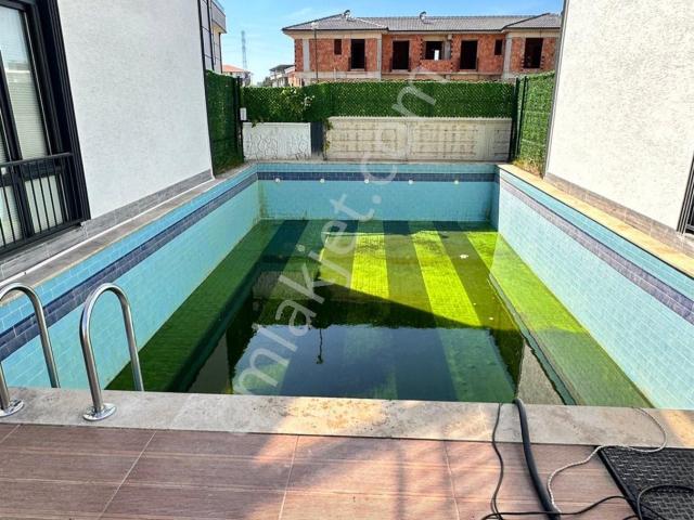 Özmen Emlak İnşaattan Kiralık Villa