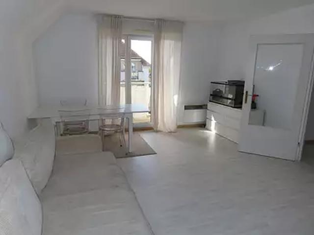 Ozoir la Ferrière 77330 Location appartement 2 pièces t2 au dernier étage cave