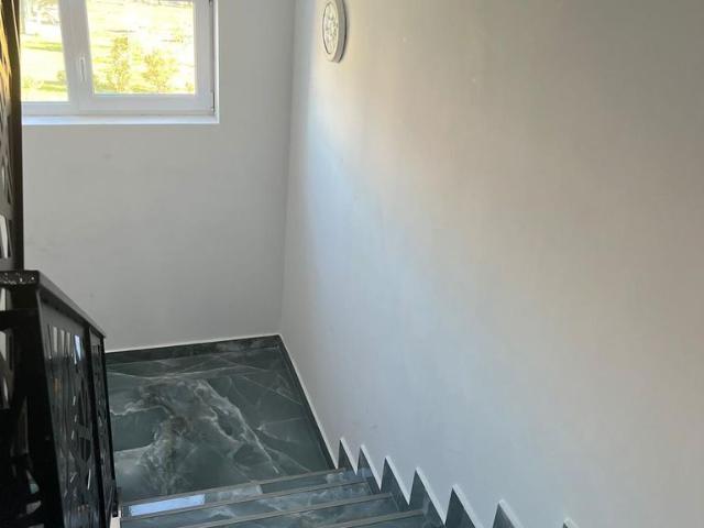 Ozana apartament 2 camere decomandat mutare rapida