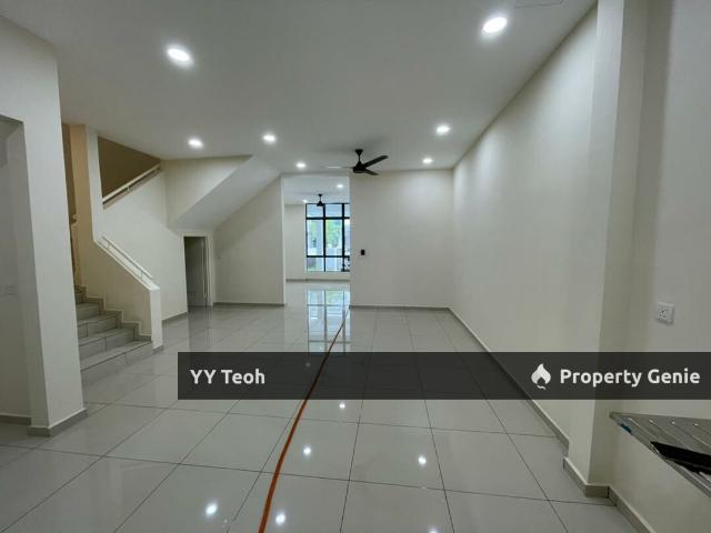Ozana Residence Double Storey Terrace