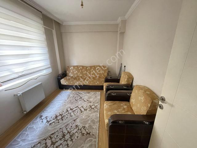 Özbey Emlaktan Anadolu Ünv. Yakını Ara Kat Eşyalı Kiralık Apart