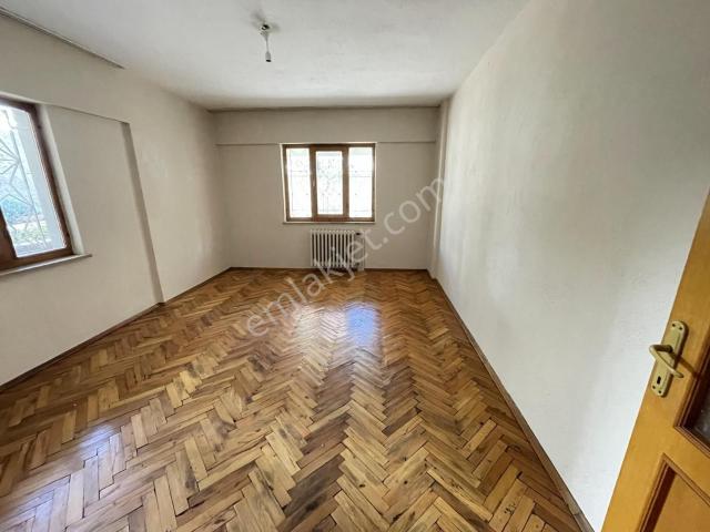 Özbey Emlaktan Kurtuluş Mh Kiralık 3+1 Daire