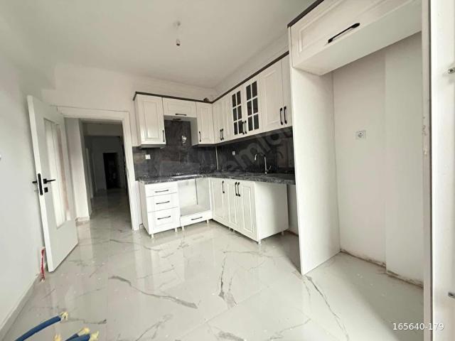 ÖZDEMİR İNŞAAT'TAN KIBRISKÖY'DE KATTA SIFIR BİNA 3+1 GÜNEY CEPHE
