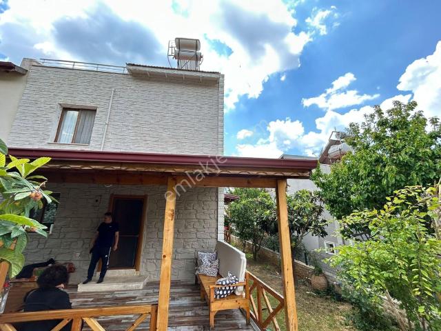 Özdere Çukuraltıda 4+1 Masrafsız Villa