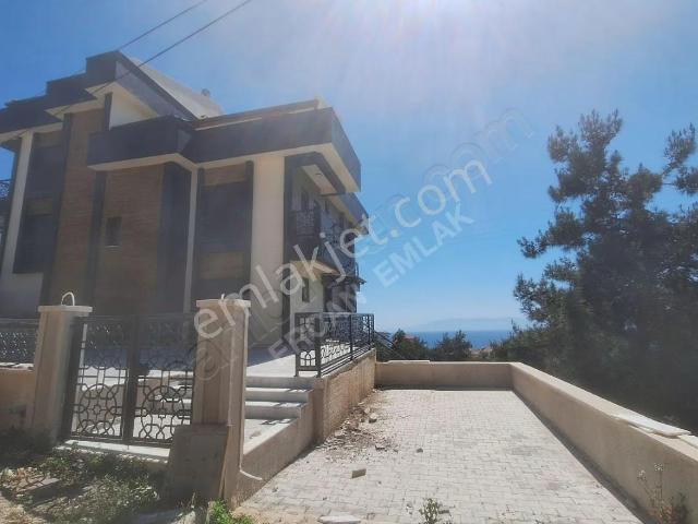 Özderede Sıfır 5+1 Ful Deniz Manzaralı Villa