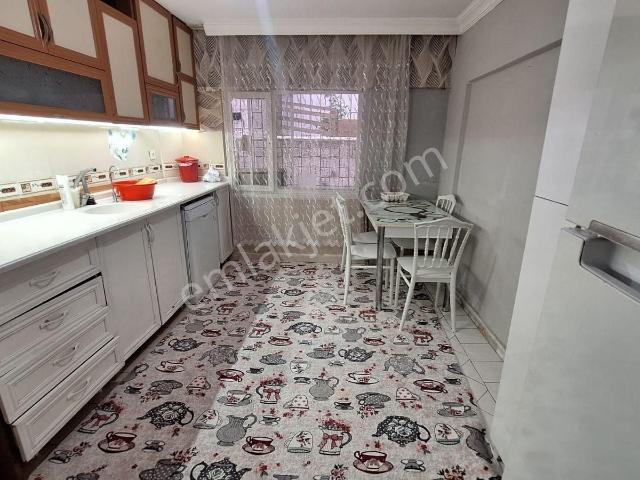 Özdilek Karsisi Giris 3+1