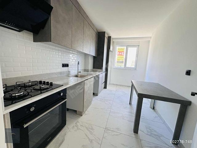 ÖZDOĞAN EMLAKTN TRAMVAY YAKINI 2+1 90m2 SIFIR GENİŞ YÜKSEK GİRİŞ