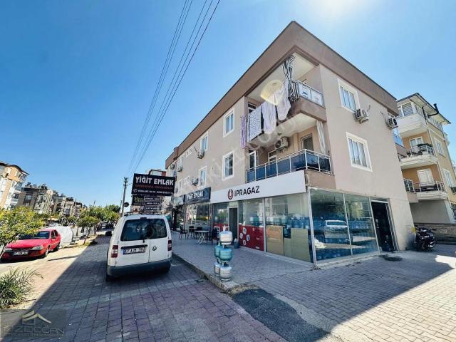 Özdoğan Emlaktan Yeni Emek Te Cd Üstü 2+1 100m2 Katta Daire