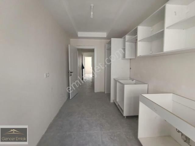 Özel Otoparklı 2+1 Arakat Daire