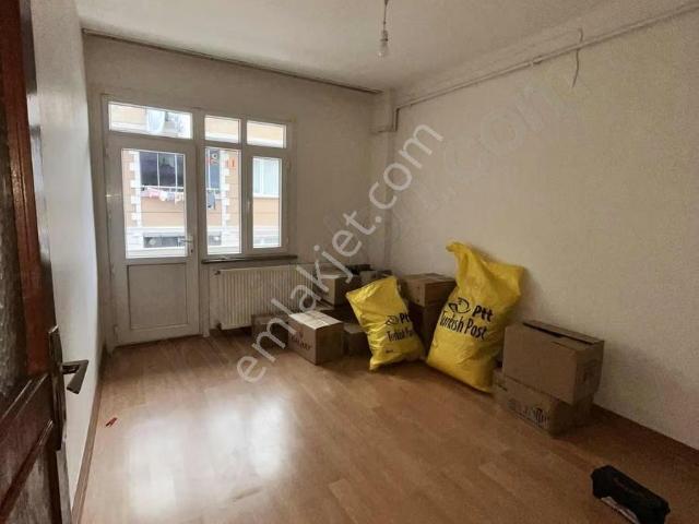Özel Emlak'tan Satılık Daire Yeni Mahalle