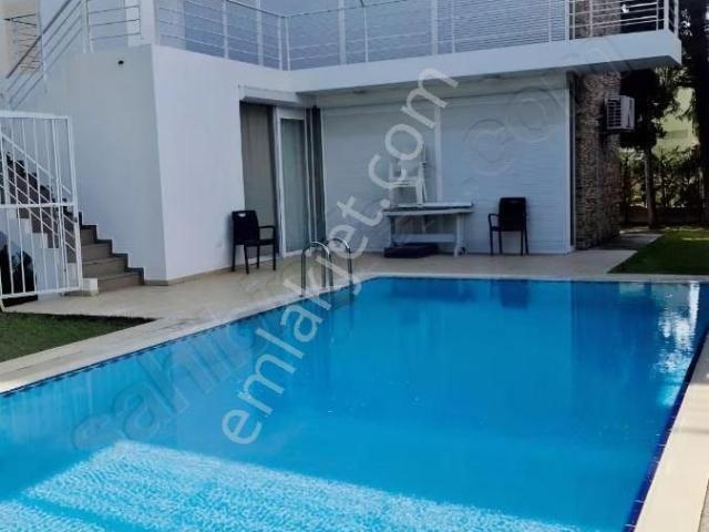 Özel Havuzlu Villa