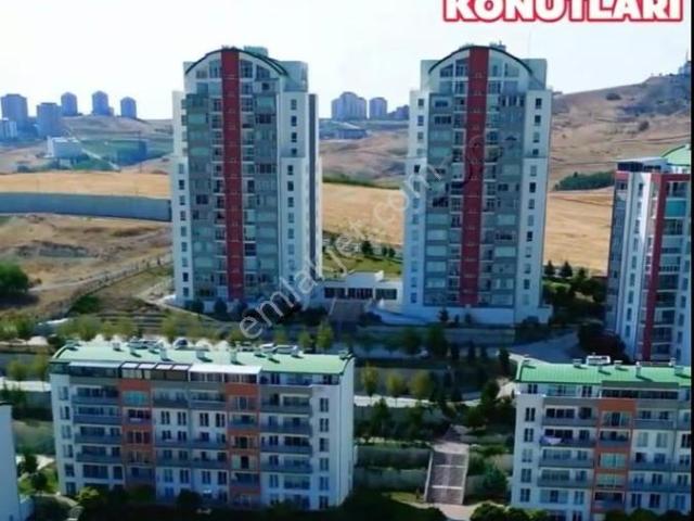Özel Tasarım Güvenlikli Site Manzaralı Full Yapılı 124 M2 2+1