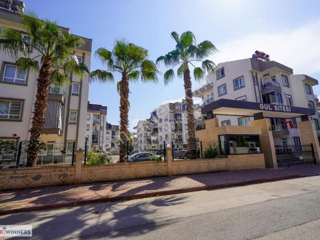 Özel Uncalı Tıp Yanında Havuzlu Sitede Satılık Dubleks Daire