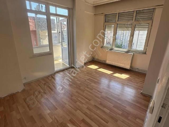 Özer Emlakdan Satılık 2+1 Daire