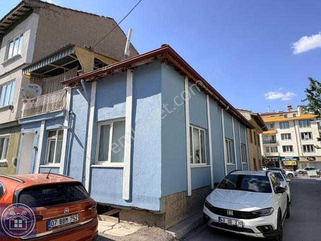 Özgü İnvest'ten Yenidoğan'da Kanal Boyunda Satılık Müstakil Ev