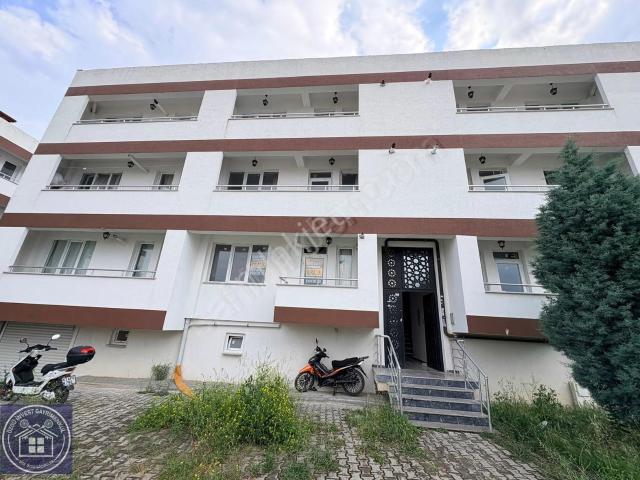 Özgü'den Kirazpınar'da Eşyalı Balkonlu Lüks 1+1 Daire